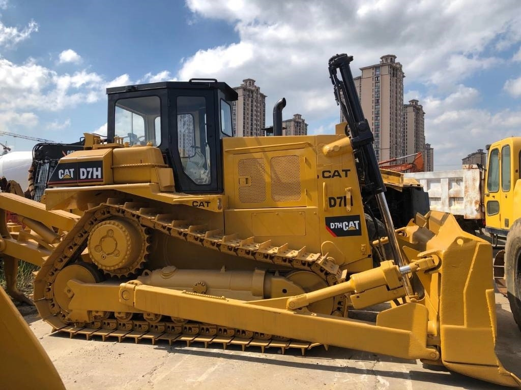 CAT D 7 H - Buldooser: pilt 2 CAT D 7 H - Buldooser: pilt 2