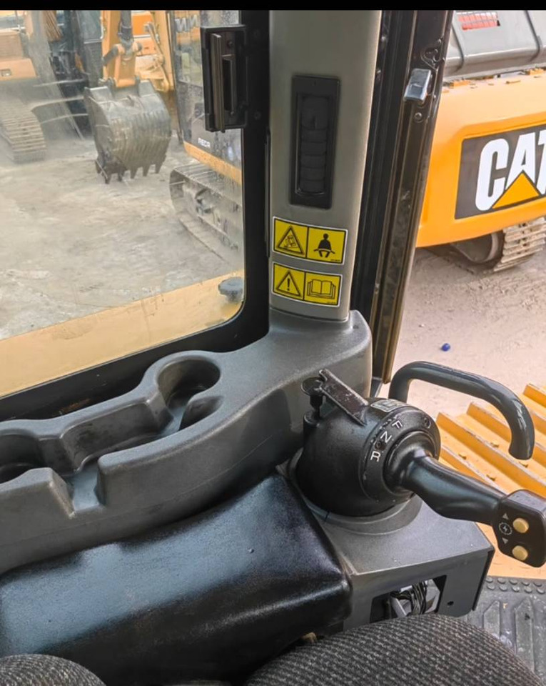 CAT D 8 T - Buldooser: pilt 5 CAT D 8 T - Buldooser: pilt 5