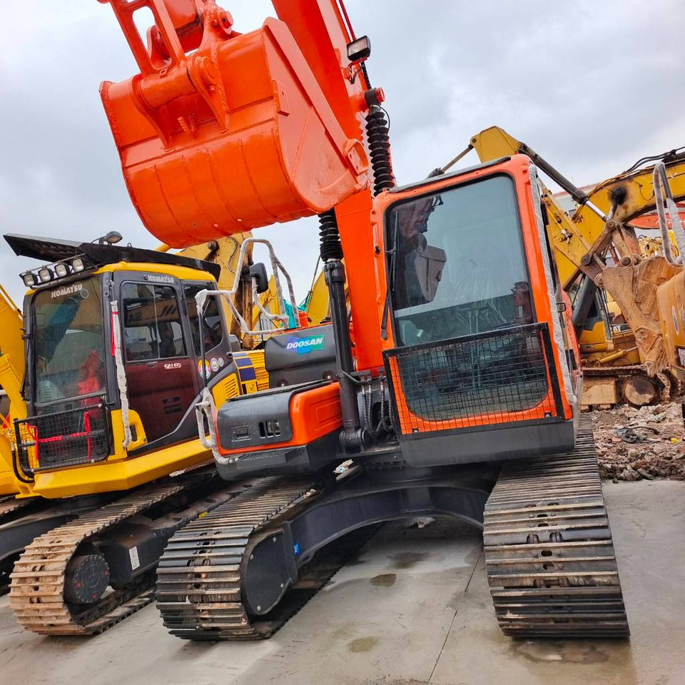 Doosan DX 150 LC - Lintekskavaator: pilt 2 Doosan DX 150 LC - Lintekskavaator: pilt 2