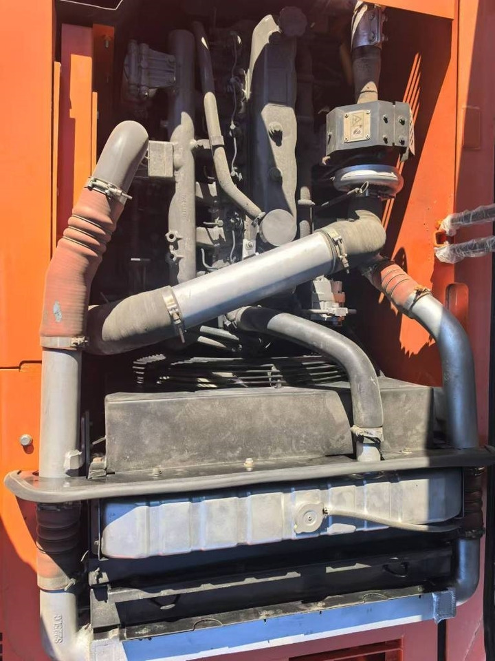Doosan DX 225 LC - Lintekskavaator: pilt 5 Doosan DX 225 LC - Lintekskavaator: pilt 5