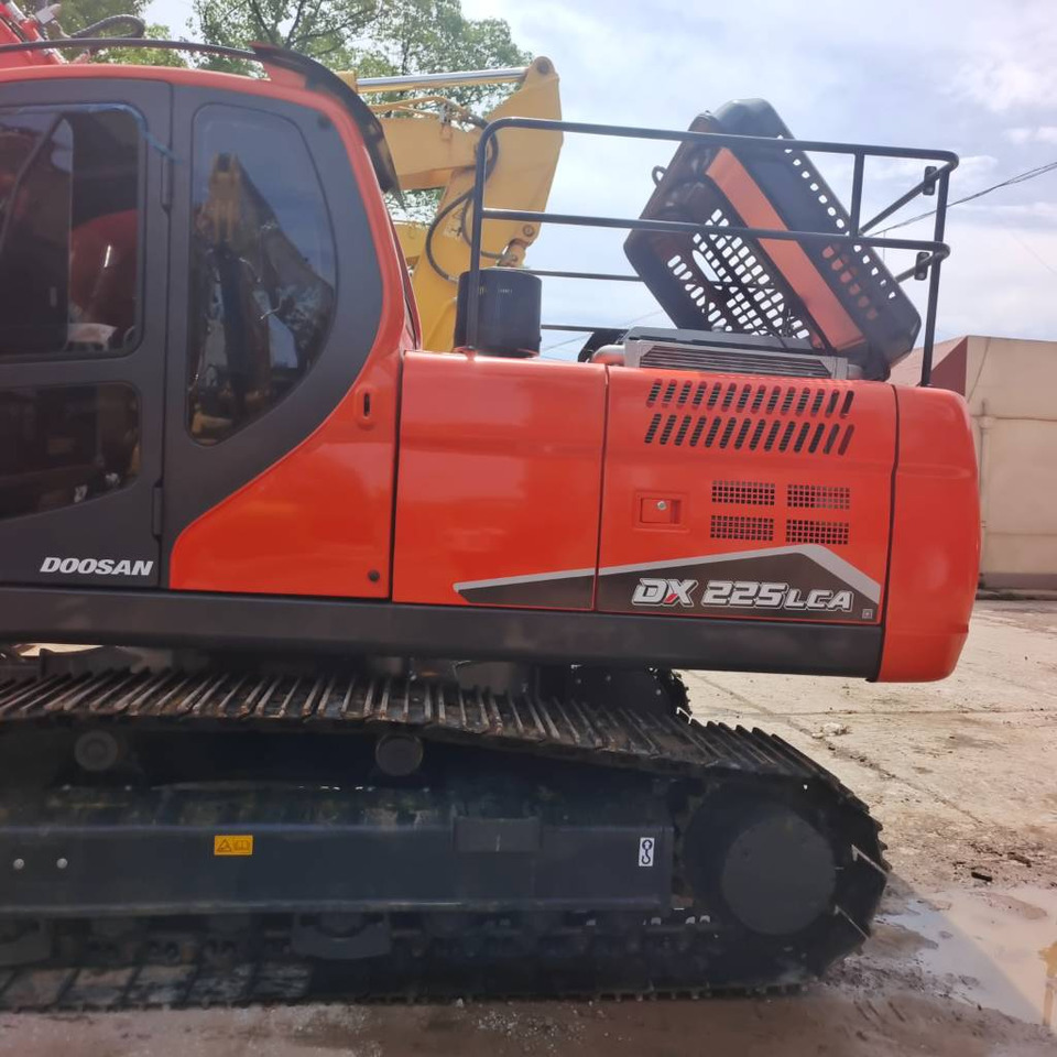 Doosan DX 225 LC - Lintekskavaator: pilt 4 Doosan DX 225 LC - Lintekskavaator: pilt 4