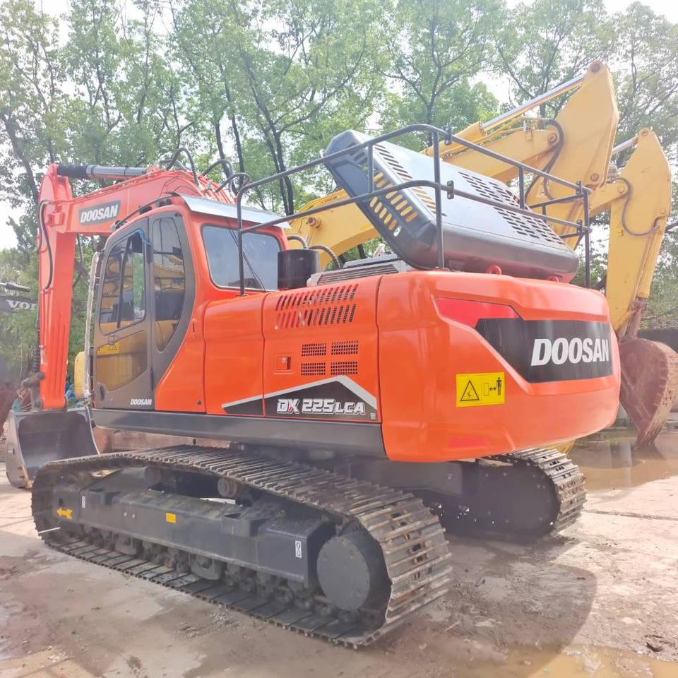 Doosan DX 225 LC - Lintekskavaator: pilt 5 Doosan DX 225 LC - Lintekskavaator: pilt 5