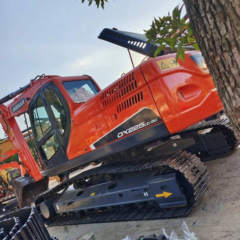 Doosan DX 225 LC - Lintekskavaator: pilt 1 Doosan DX 225 LC - Lintekskavaator: pilt 1