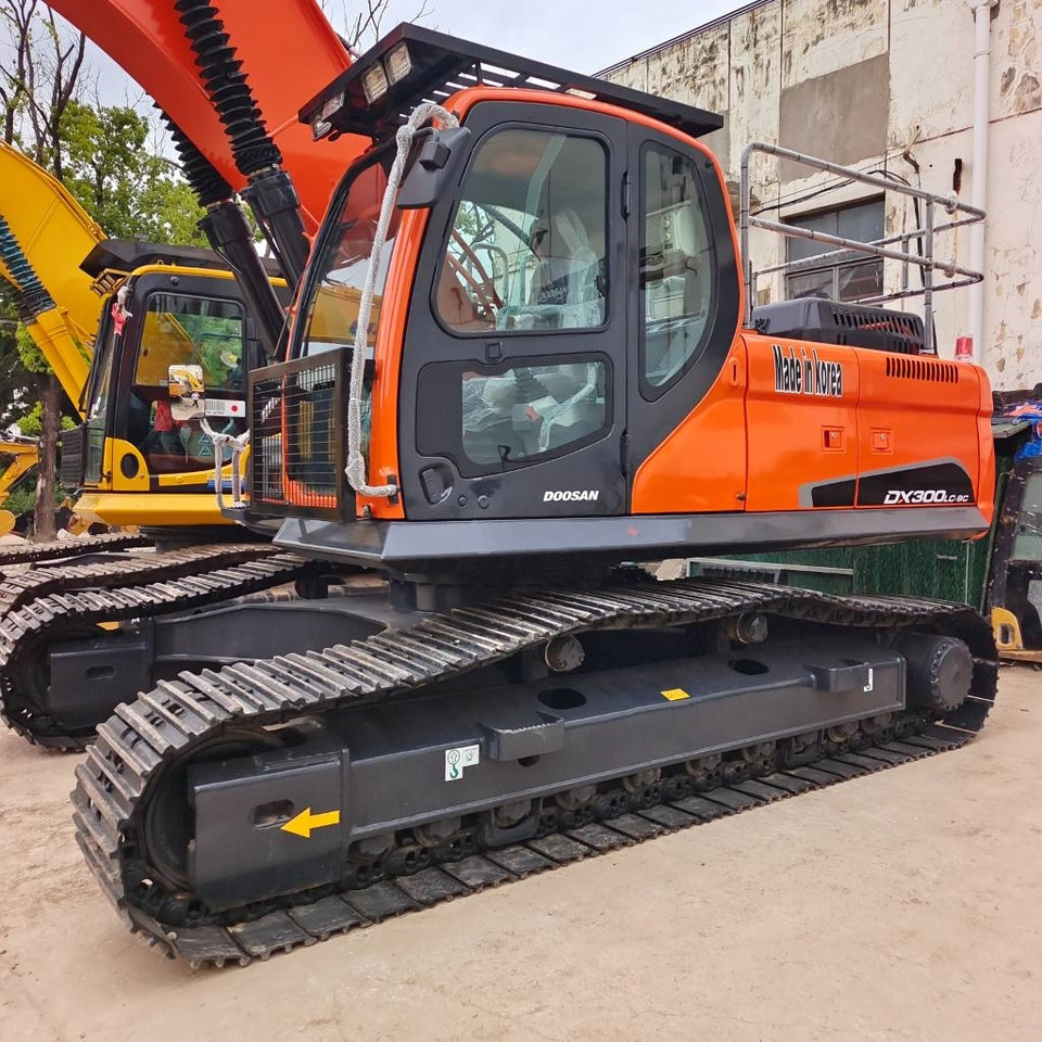 Doosan DX 300 - Lintekskavaator: pilt 2 Doosan DX 300 - Lintekskavaator: pilt 2