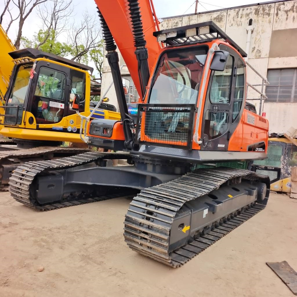 Doosan DX 300 - Lintekskavaator: pilt 3 Doosan DX 300 - Lintekskavaator: pilt 3