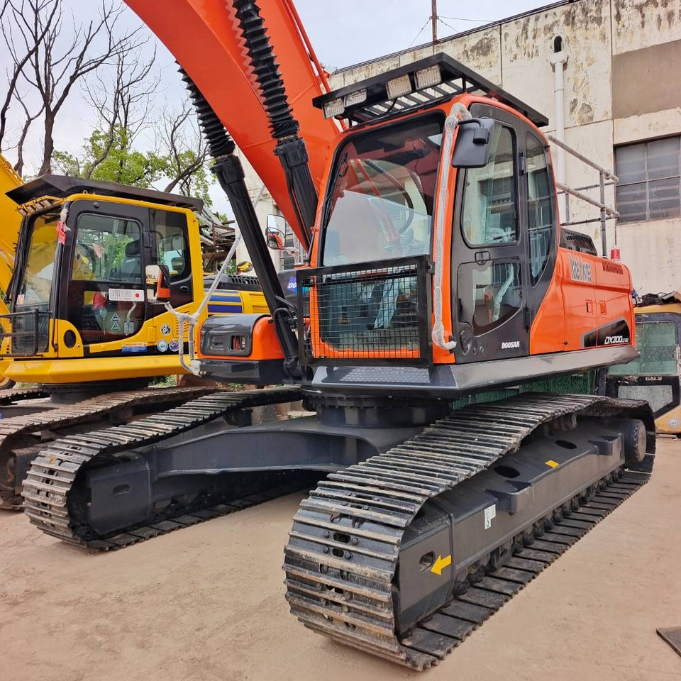 Doosan DX 300 - Lintekskavaator: pilt 1 Doosan DX 300 - Lintekskavaator: pilt 1