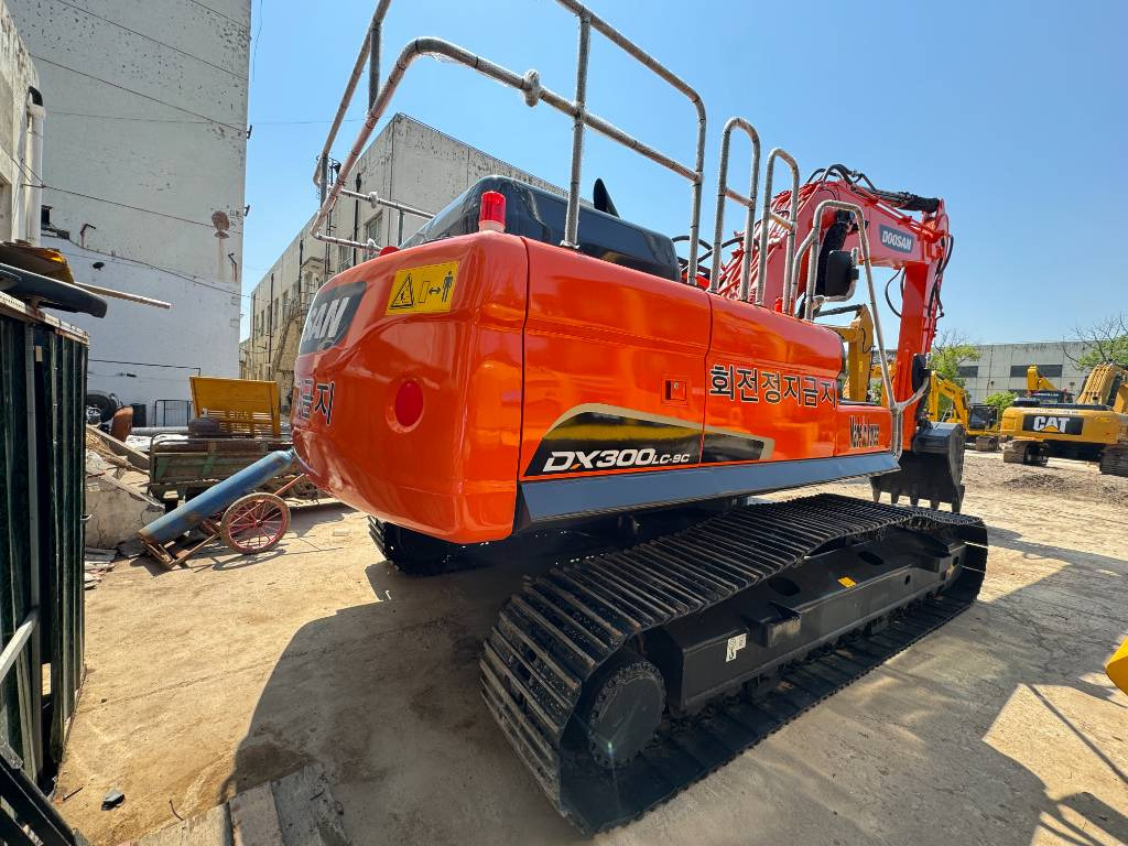 Doosan DX 300 LC - Lintekskavaator: pilt 2 Doosan DX 300 LC - Lintekskavaator: pilt 2