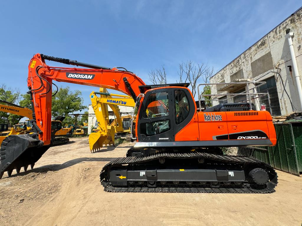 Doosan DX 300 LC - Lintekskavaator: pilt 1 Doosan DX 300 LC - Lintekskavaator: pilt 1