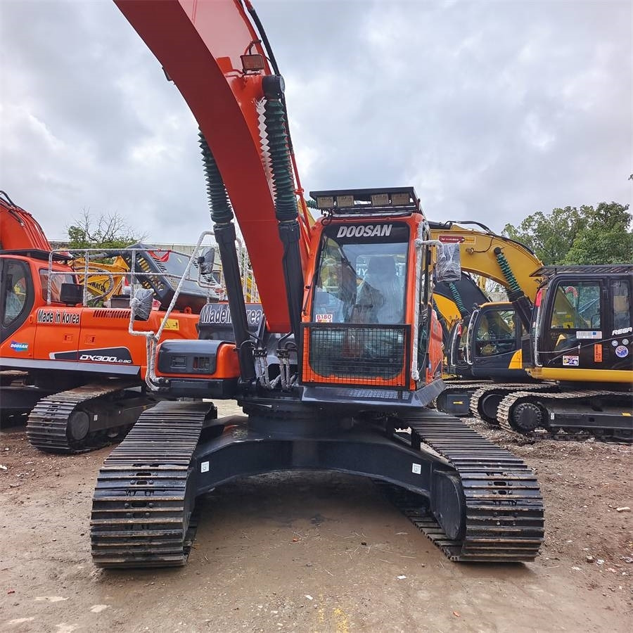 Doosan DX 300 LCA - Lintekskavaator: pilt 5 Doosan DX 300 LCA - Lintekskavaator: pilt 5