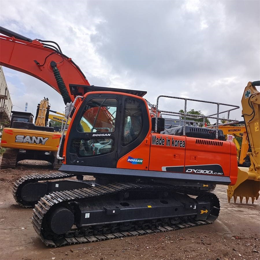 Doosan DX 300 LCA - Lintekskavaator: pilt 2 Doosan DX 300 LCA - Lintekskavaator: pilt 2