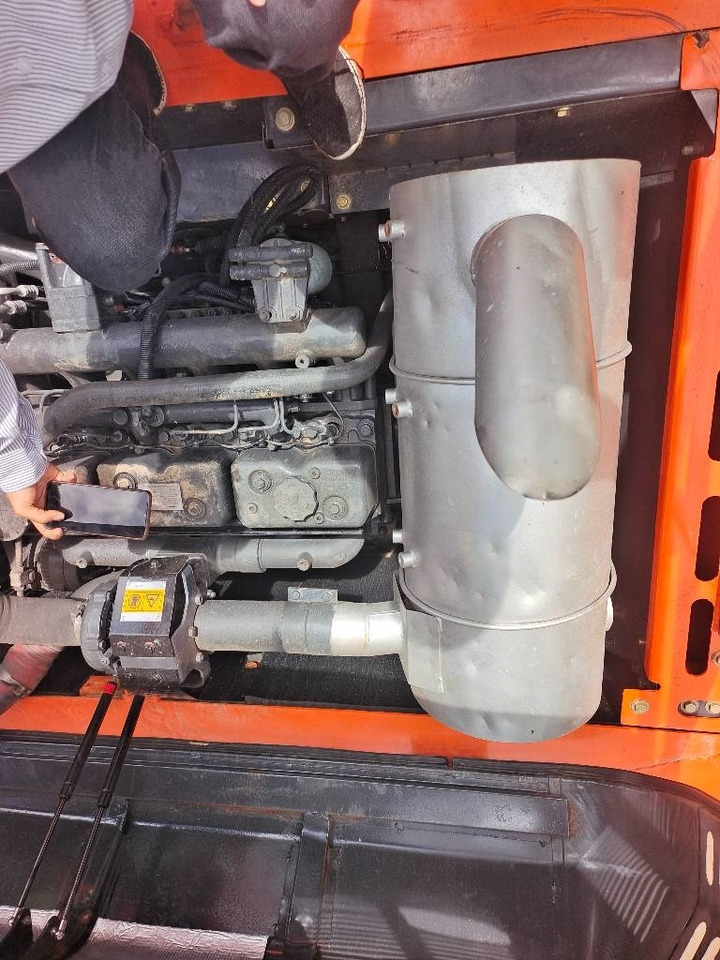 Doosan DX 300LC-9C - Lintekskavaator: pilt 4 Doosan DX 300LC-9C - Lintekskavaator: pilt 4