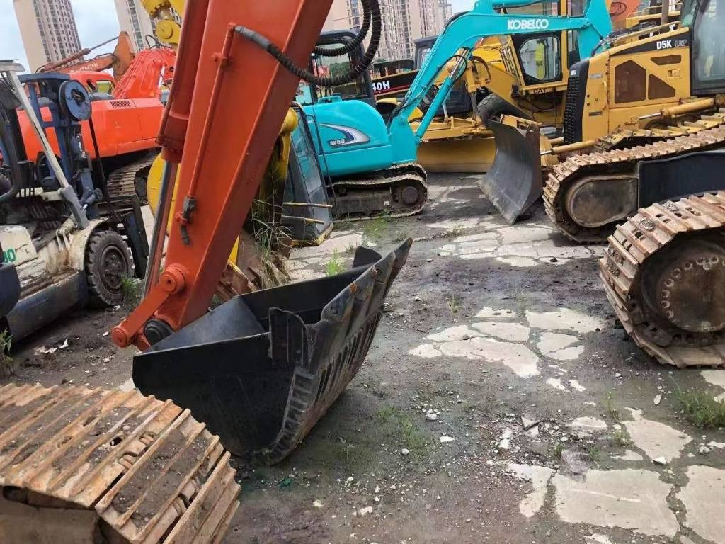 Hitachi EX 120-3 - Lintekskavaator: pilt 4 Hitachi EX 120-3 - Lintekskavaator: pilt 4