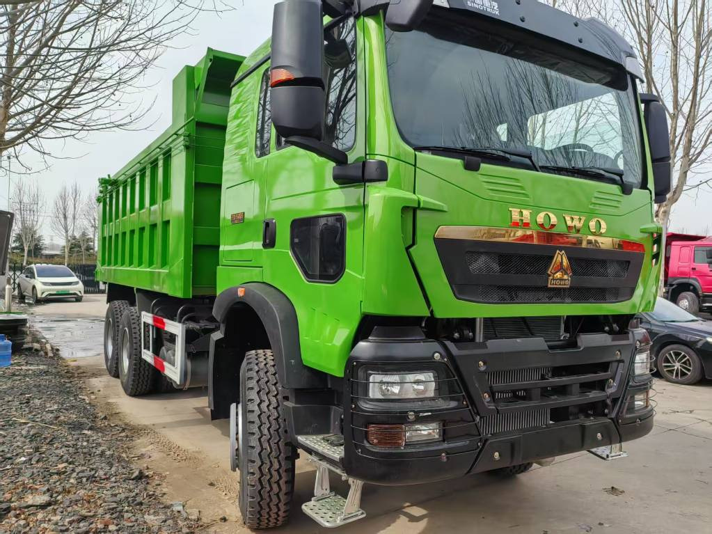 Howo 371 6X4 - Kallurauto: pilt 2 Howo 371 6X4 - Kallurauto: pilt 2