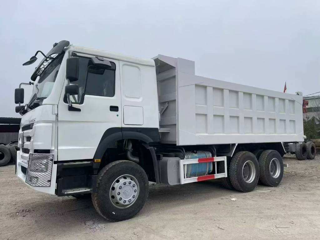 Howo 371 - Kalluri järelhaagis: pilt 1 Howo 371 - Kalluri järelhaagis: pilt 1