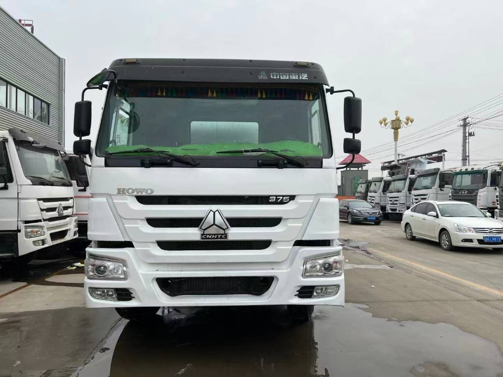 Howo 375 - Tsisternauto: pilt 3 Howo 375 - Tsisternauto: pilt 3