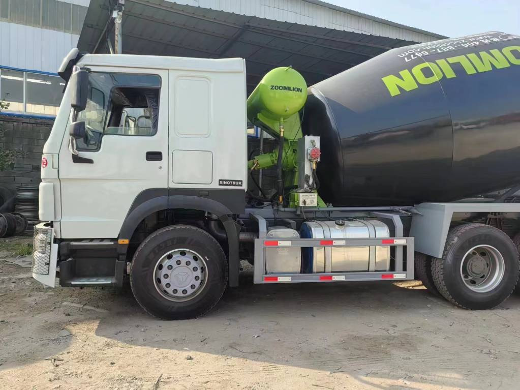Howo 380 - Segumasin: pilt 1 Howo 380 - Segumasin: pilt 1