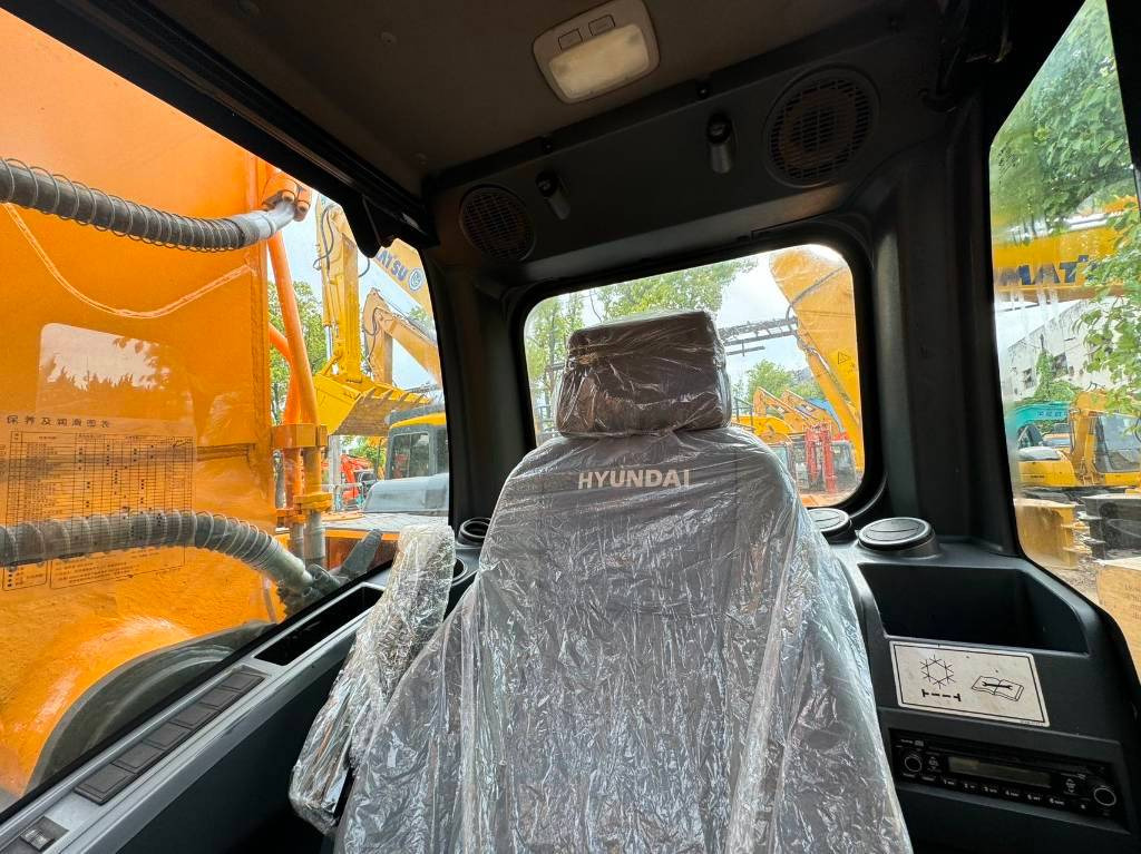 Lintekskavaator Hyundai 305LC-9S: pilt 9