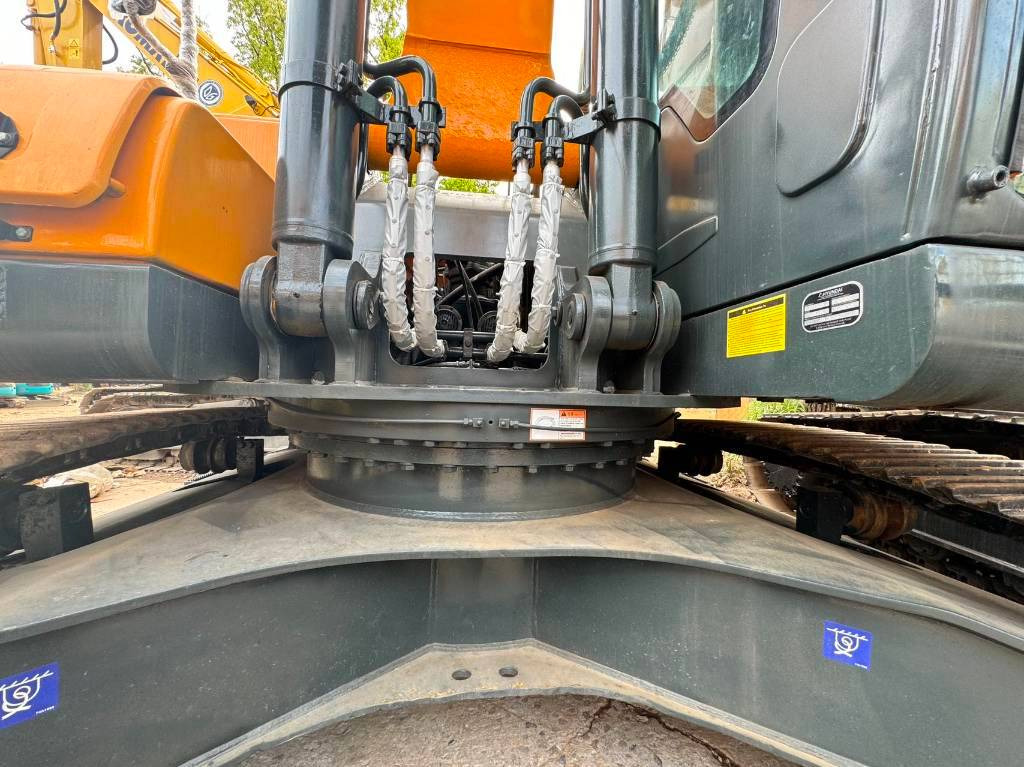 Lintekskavaator Hyundai 305LC-9S: pilt 12