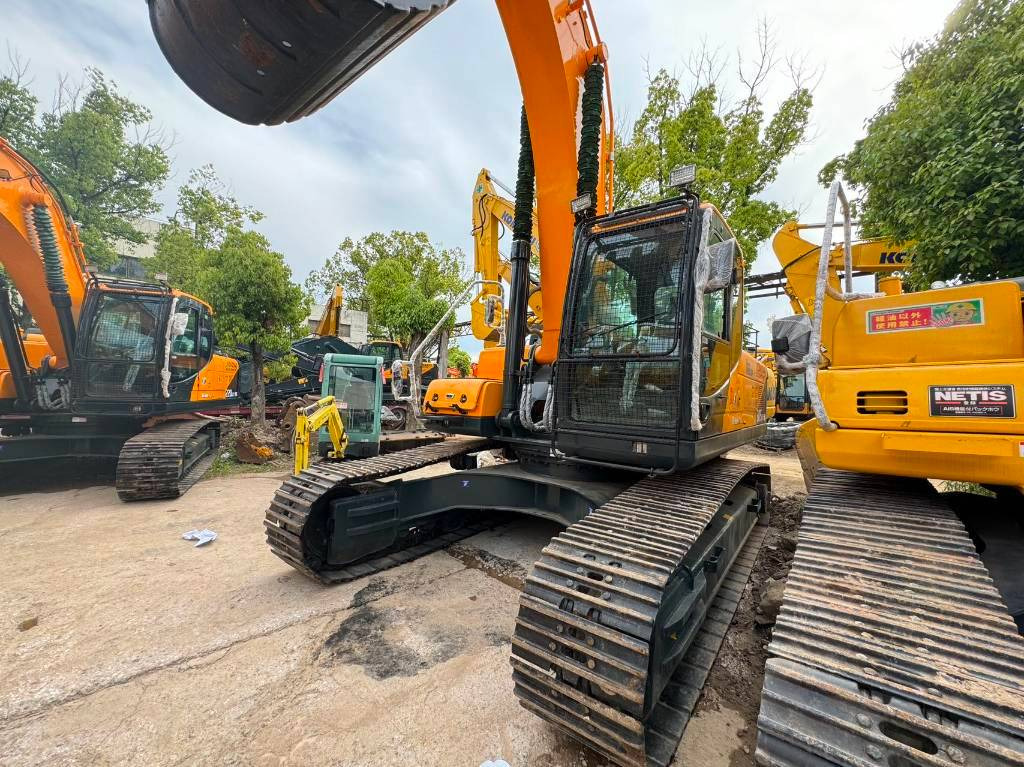 Lintekskavaator Hyundai 305LC-9S: pilt 7