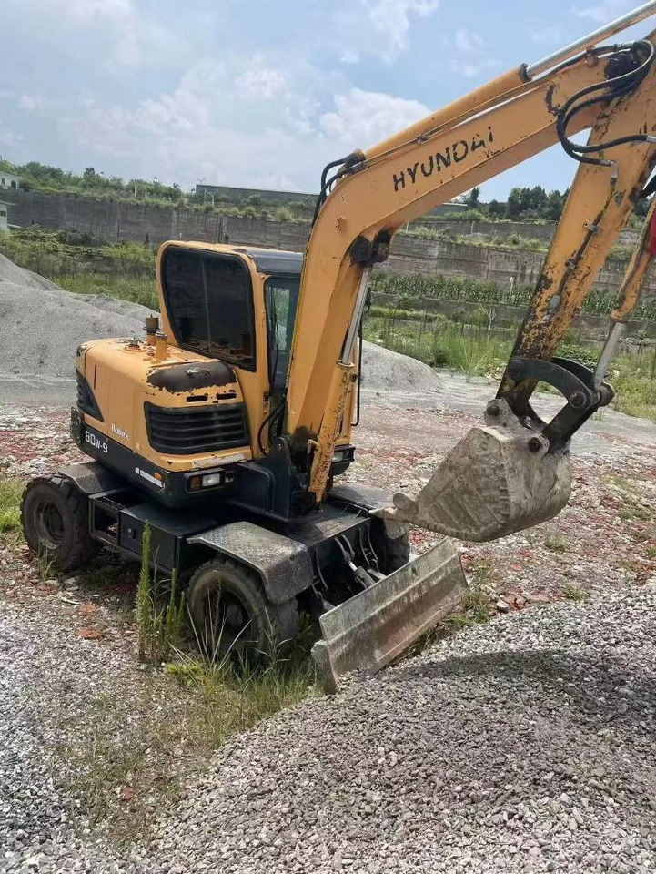 Hyundai 60W-9 - Ratastel ekskavaator: pilt 2 Hyundai 60W-9 - Ratastel ekskavaator: pilt 2