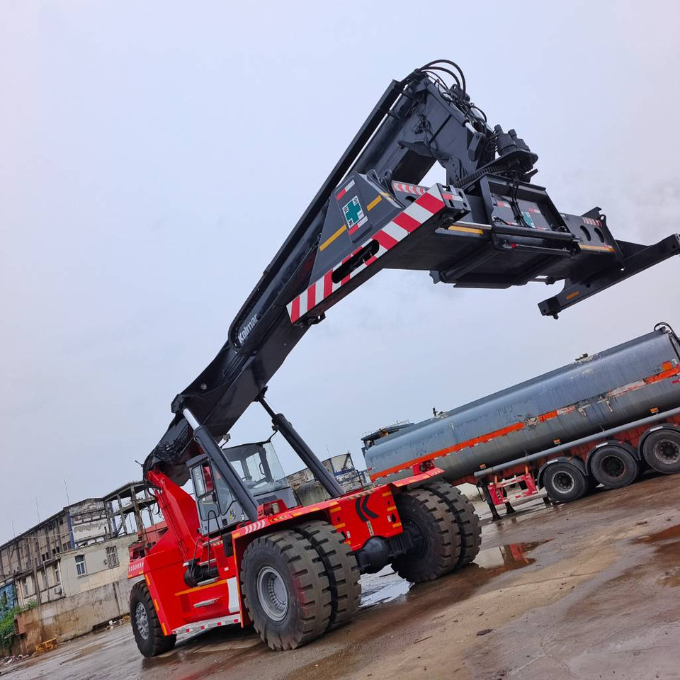 Kalmar DRF 450 - Lükandvirnastaja: pilt 3 Kalmar DRF 450 - Lükandvirnastaja: pilt 3
