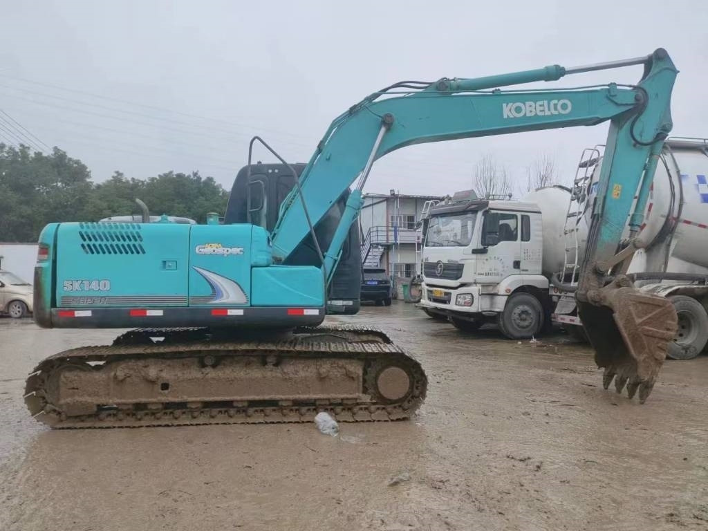Kobelco SK 140 - Lintekskavaator: pilt 2 Kobelco SK 140 - Lintekskavaator: pilt 2