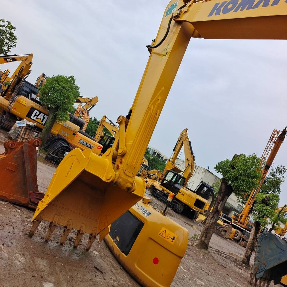 Komatsu PC 200 - Lintekskavaator: pilt 5 Komatsu PC 200 - Lintekskavaator: pilt 5