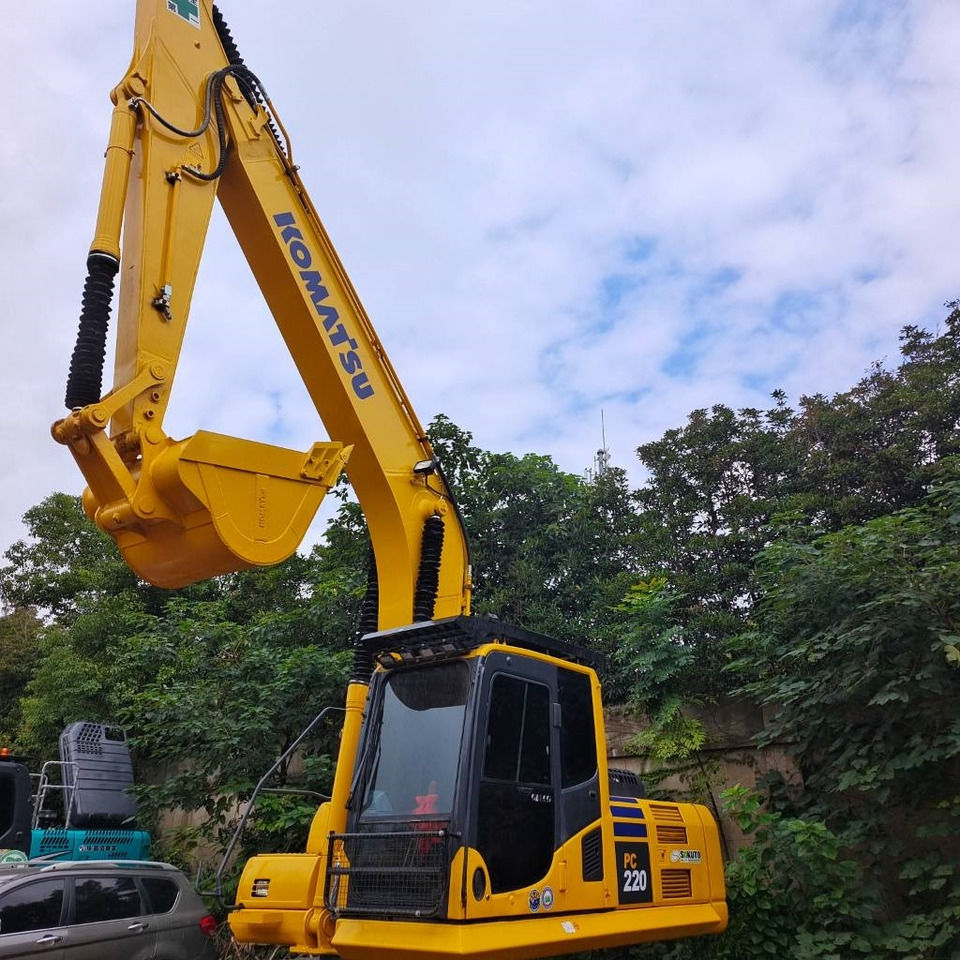 Komatsu PC 220-8 - Lintekskavaator: pilt 3 Komatsu PC 220-8 - Lintekskavaator: pilt 3