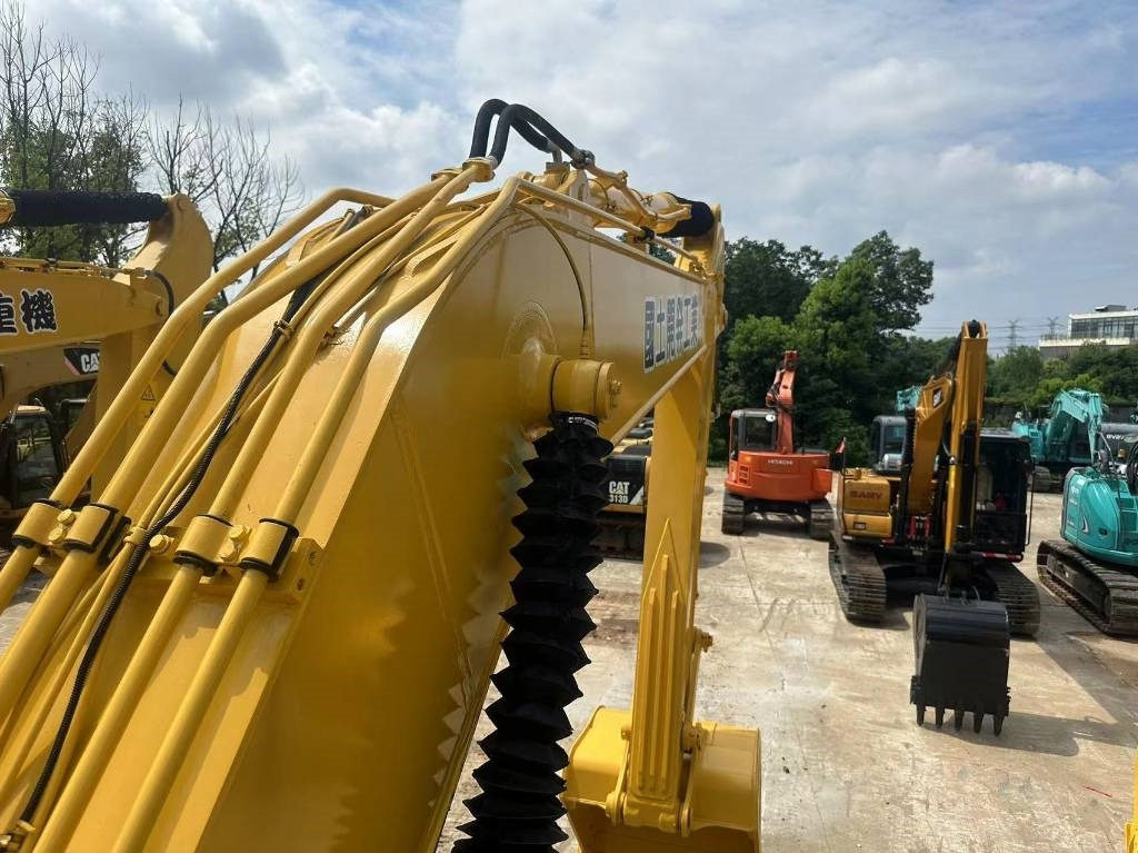 Komatsu PC 220-8 - Lintekskavaator: pilt 4 Komatsu PC 220-8 - Lintekskavaator: pilt 4