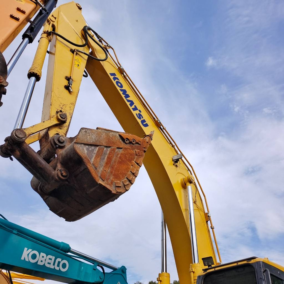 Komatsu PC 300 - Lintekskavaator: pilt 1 Komatsu PC 300 - Lintekskavaator: pilt 1
