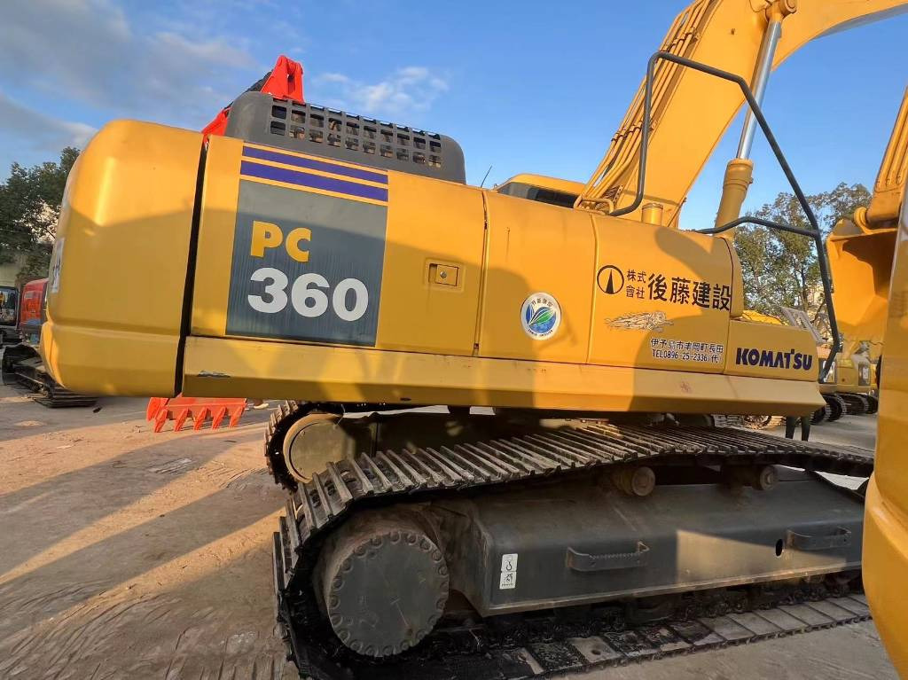 Komatsu PC 360-7 - Lintekskavaator: pilt 2 Komatsu PC 360-7 - Lintekskavaator: pilt 2