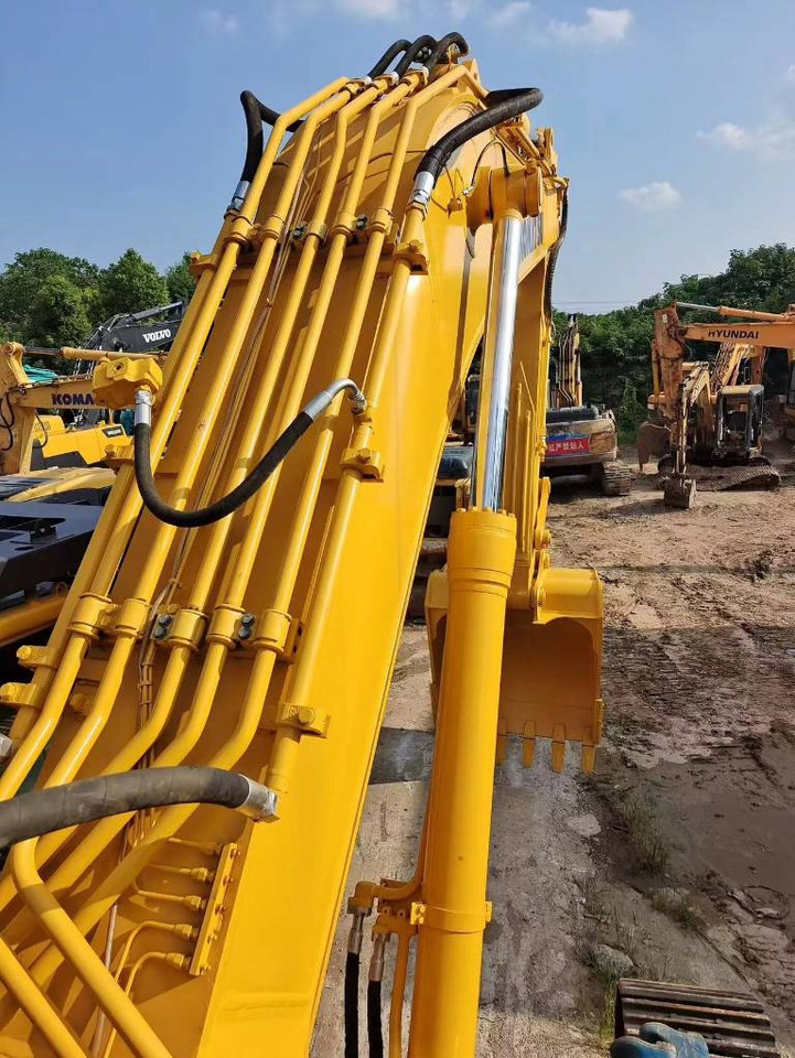 Komatsu PC 400 LC-8 - Lintekskavaator: pilt 3 Komatsu PC 400 LC-8 - Lintekskavaator: pilt 3