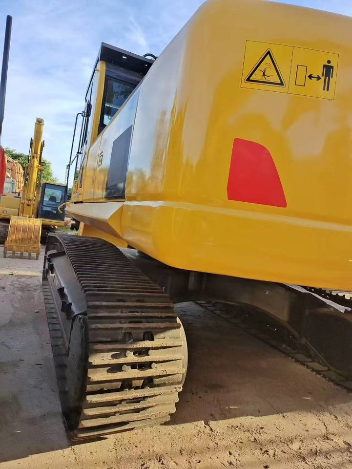Komatsu PC 400 LC-8 - Lintekskavaator: pilt 5 Komatsu PC 400 LC-8 - Lintekskavaator: pilt 5