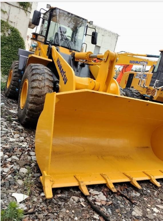 Komatsu WA 320-5 - Rataslaadur: pilt 2 Komatsu WA 320-5 - Rataslaadur: pilt 2