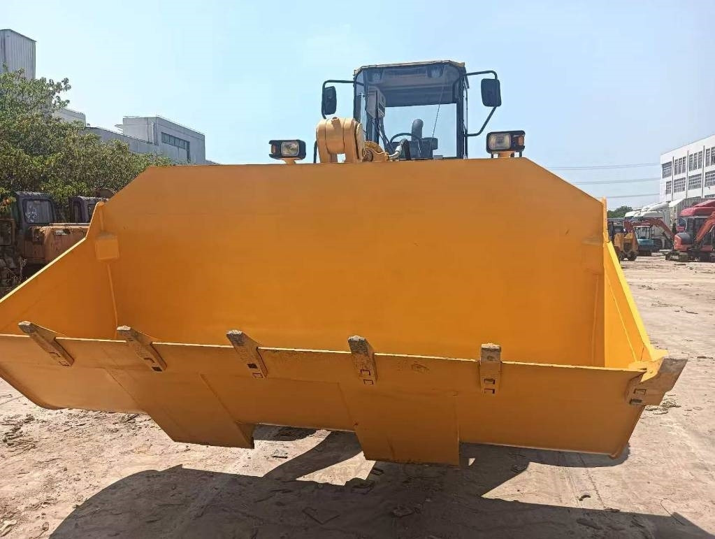 Komatsu WA 470-3 - Rataslaadur: pilt 5 Komatsu WA 470-3 - Rataslaadur: pilt 5