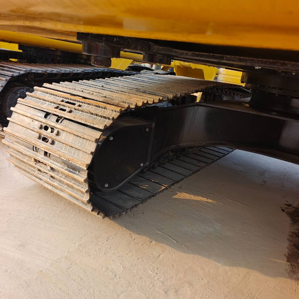 Sany SY 215 C - Lintekskavaator: pilt 2 Sany SY 215 C - Lintekskavaator: pilt 2
