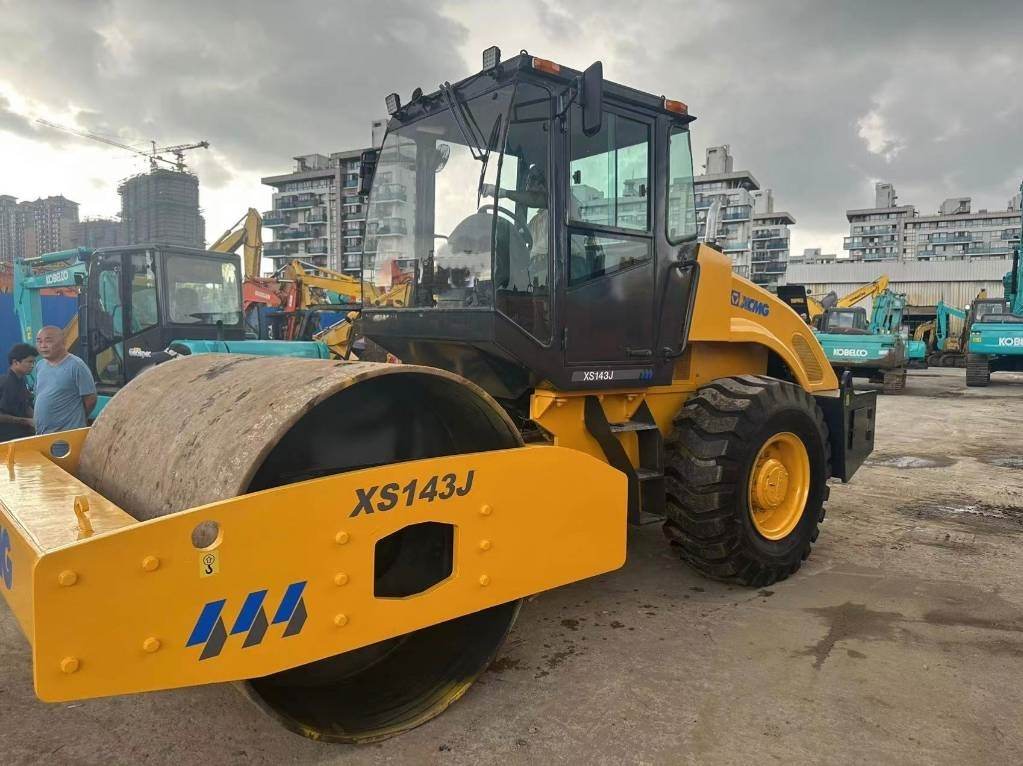 XCMG XS 143 J - Tihendaja: pilt 4 XCMG XS 143 J - Tihendaja: pilt 4