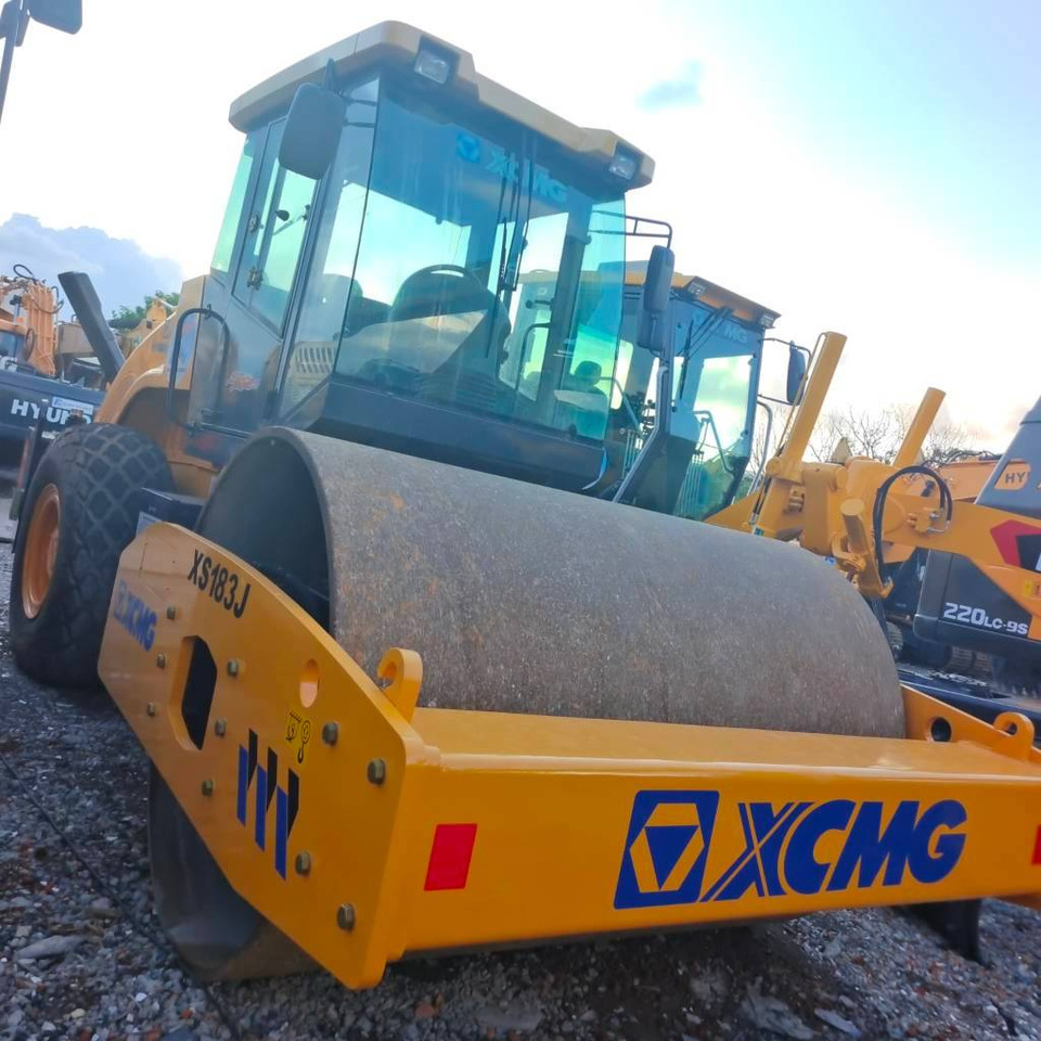 XCMG XS 183 J - Tihendaja: pilt 3 XCMG XS 183 J - Tihendaja: pilt 3
