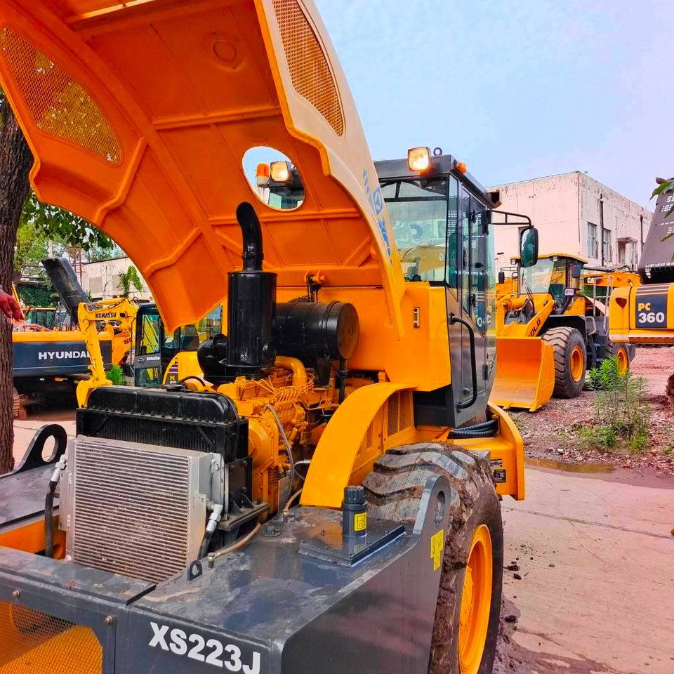 XCMG XS 223 J - Tihendaja: pilt 5 XCMG XS 223 J - Tihendaja: pilt 5