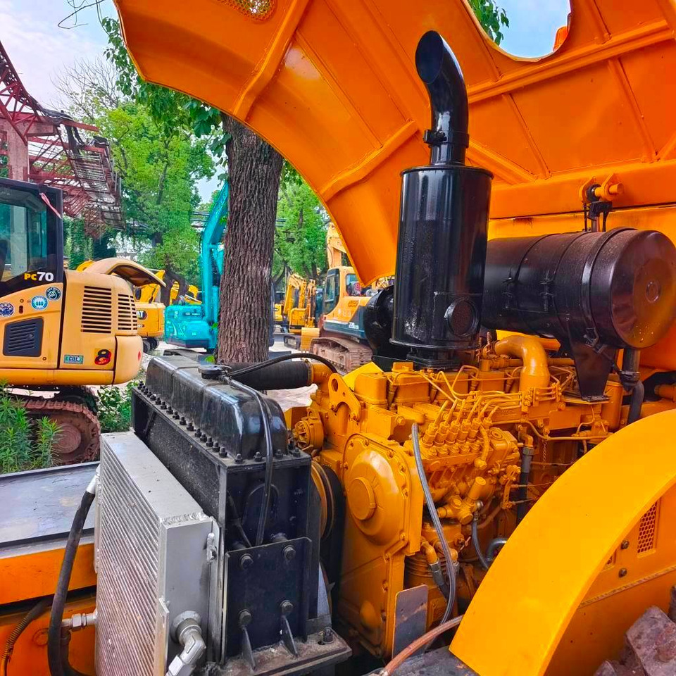 XCMG XS 223 J - Tihendaja: pilt 2 XCMG XS 223 J - Tihendaja: pilt 2