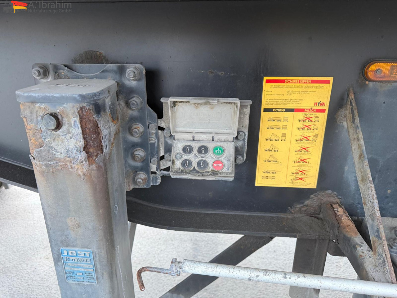 Carnehl CHKS/A ALU-Mulde 45 cbm Liftachse | Getreideschieber | Stützen - Kallur-poolhaagis: pilt 5 Carnehl CHKS/A ALU-Mulde 45 cbm Liftachse | Getreideschieber | Stützen - Kallur-poolhaagis: pilt 5