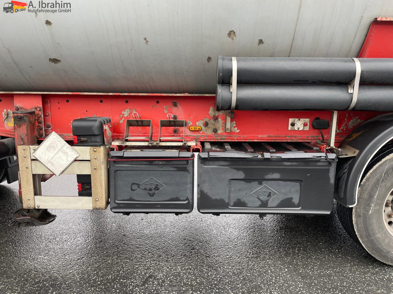 Feldbinder KIP 57.3 Kippsilo 57 m³ | Scheibenbremse | 24V Hydraulik - Silo poolhaagis: pilt 2 Feldbinder KIP 57.3 Kippsilo 57 m³ | Scheibenbremse | 24V Hydraulik - Silo poolhaagis: pilt 2