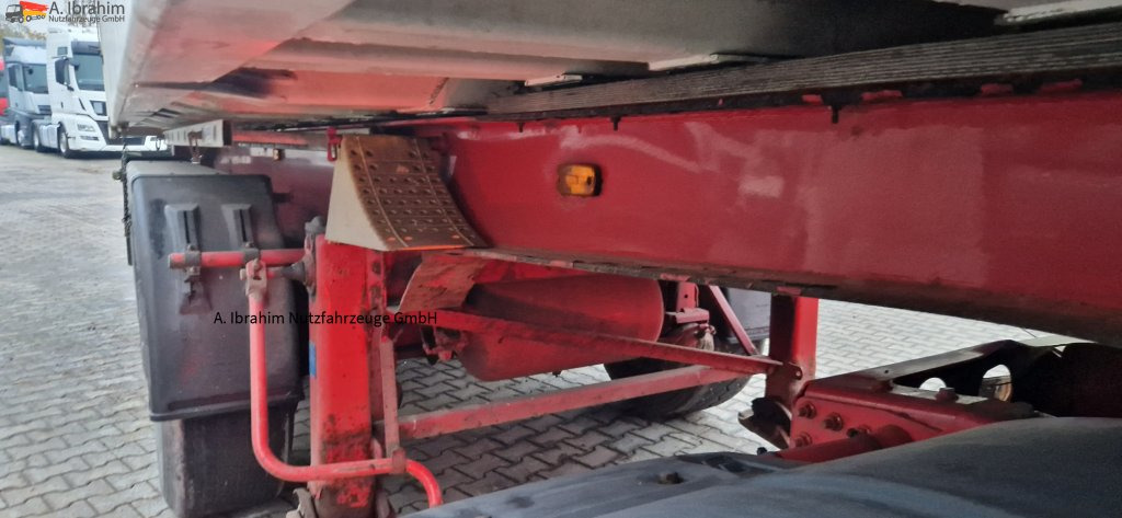 Kempf SKM 35/3 33 cbm Liftachse, Trommelbremse - Kallur-poolhaagis: pilt 3 Kempf SKM 35/3 33 cbm Liftachse, Trommelbremse - Kallur-poolhaagis: pilt 3