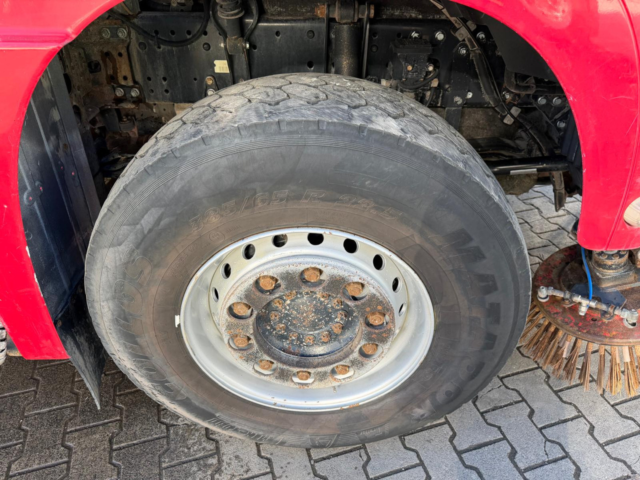 MAN TGS 18.440 Brock SL 280 2 Jumbo S 2 Seiten + HD | 12053 St. - Tänavapühkimismasin: pilt 4 MAN TGS 18.440 Brock SL 280 2 Jumbo S 2 Seiten + HD | 12053 St. - Tänavapühkimismasin: pilt 4