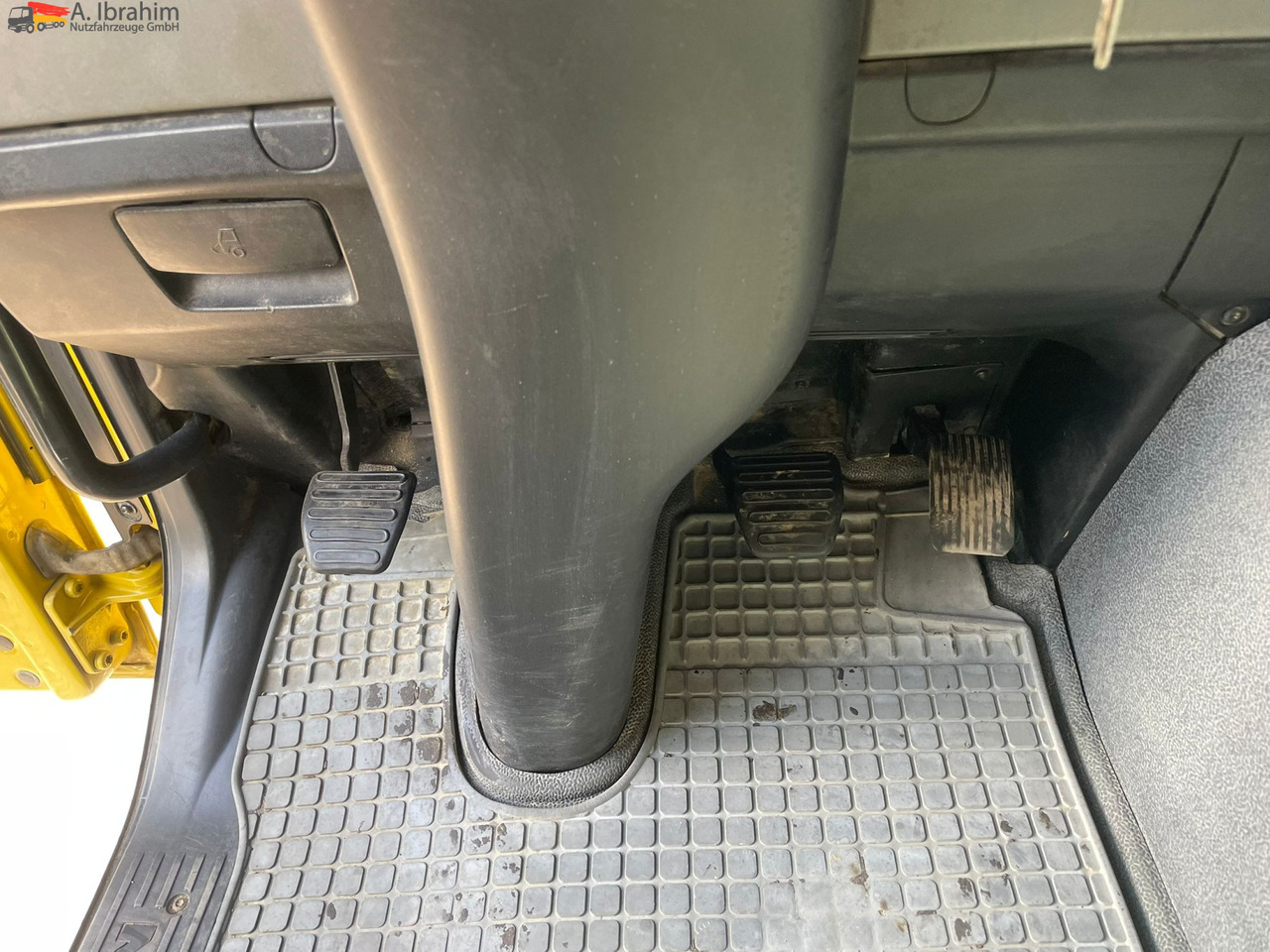 MAN TGS 26.480 Meiller 3 Seiten | 6x4 | Schalter | 3 Pedals - Kallurauto: pilt 3 MAN TGS 26.480 Meiller 3 Seiten | 6x4 | Schalter | 3 Pedals - Kallurauto: pilt 3