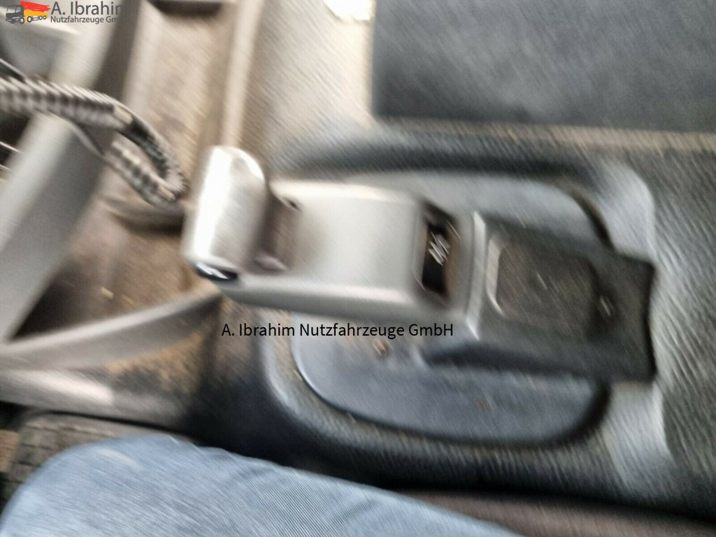 Mercedes-Benz 1824 DB 1824 Kipphydraulik, Kran MKG - Kallurauto, Kraanaga veoauto: pilt 3 Mercedes-Benz 1824 DB 1824 Kipphydraulik, Kran MKG - Kallurauto, Kraanaga veoauto: pilt 3