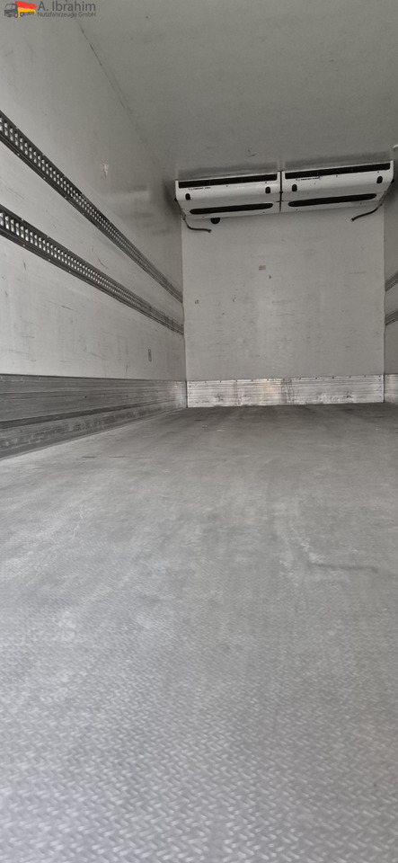 Mercedes-Benz 1830L Thermoking UT1200 - Külmutiga veoauto: pilt 4 Mercedes-Benz 1830L Thermoking UT1200 - Külmutiga veoauto: pilt 4