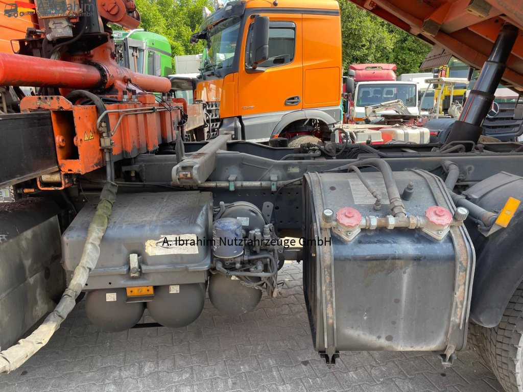 Mercedes-Benz 1836 Meiller 3-Seiten Kipper, Kran Atlas Atlas 125.2 A2 mit Funk FB - Kallurauto, Kraanaga veoauto: pilt 5 Mercedes-Benz 1836 Meiller 3-Seiten Kipper, Kran Atlas Atlas 125.2 A2 mit Funk FB - Kallurauto, Kraanaga veoauto: pilt 5