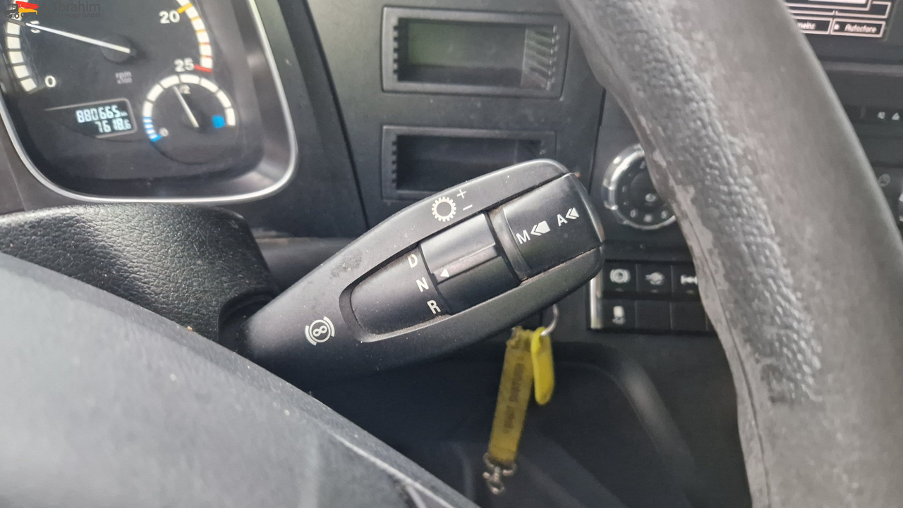 Mercedes-Benz 1845 Retarder Klima, Kühlschrank Edscha, Retarder, LBW, Zustand gut - Tent veoauto: pilt 3 Mercedes-Benz 1845 Retarder Klima, Kühlschrank Edscha, Retarder, LBW, Zustand gut - Tent veoauto: pilt 3