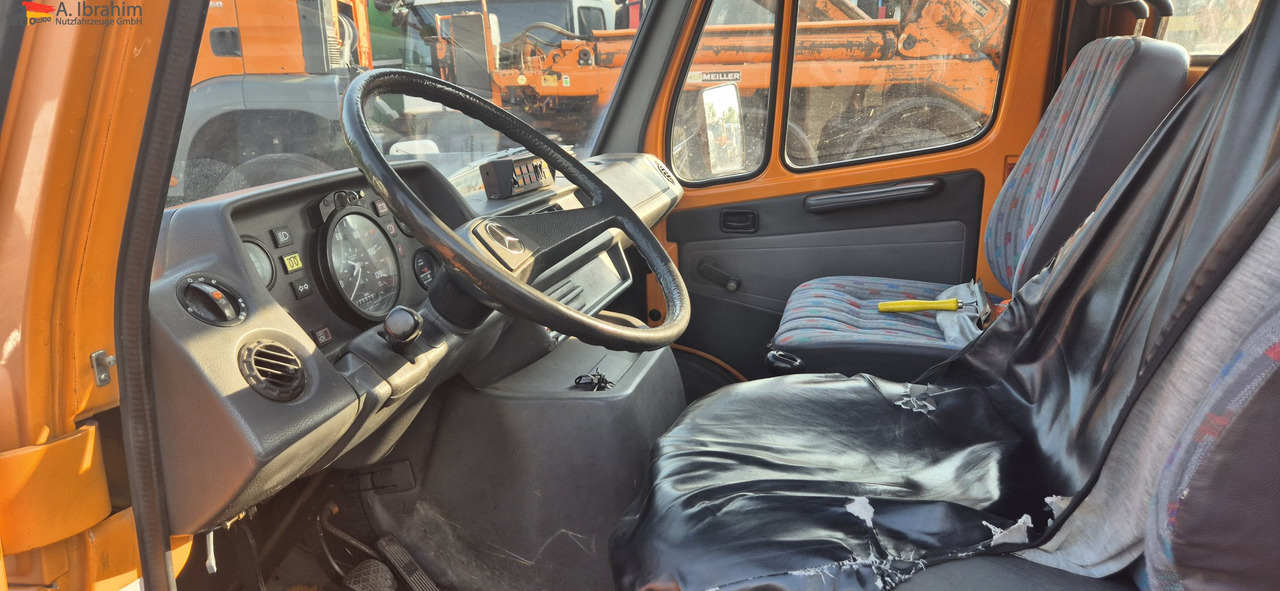 Mercedes-Benz 410D Ruthmann KL 90 Topzustand UVV gültig - Veoautolt tõusev platvorm: pilt 3 Mercedes-Benz 410D Ruthmann KL 90 Topzustand UVV gültig - Veoautolt tõusev platvorm: pilt 3